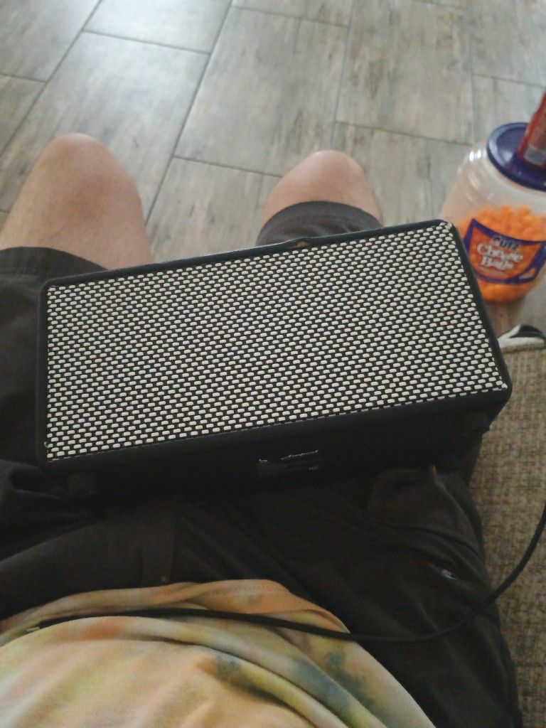 Shelf Speaker