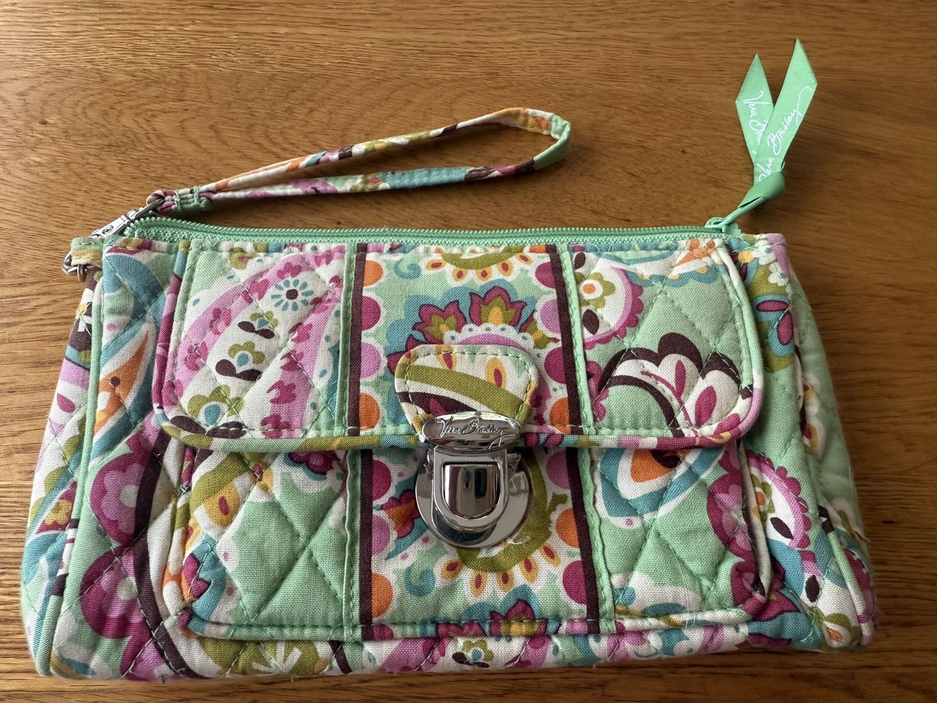 Vera Bradley Wrestlet