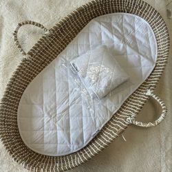 Seagrass Baby Changing Basket