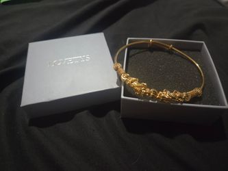 Lovetys Gold-Tone Charm Bangle Bracelet
