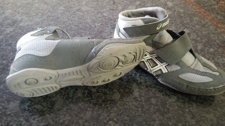 ASICS wrestling shoes