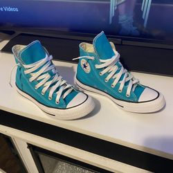 Converse Chuck Taylor Shoes High Top Canvas Blue men’s (4) women’s (6)