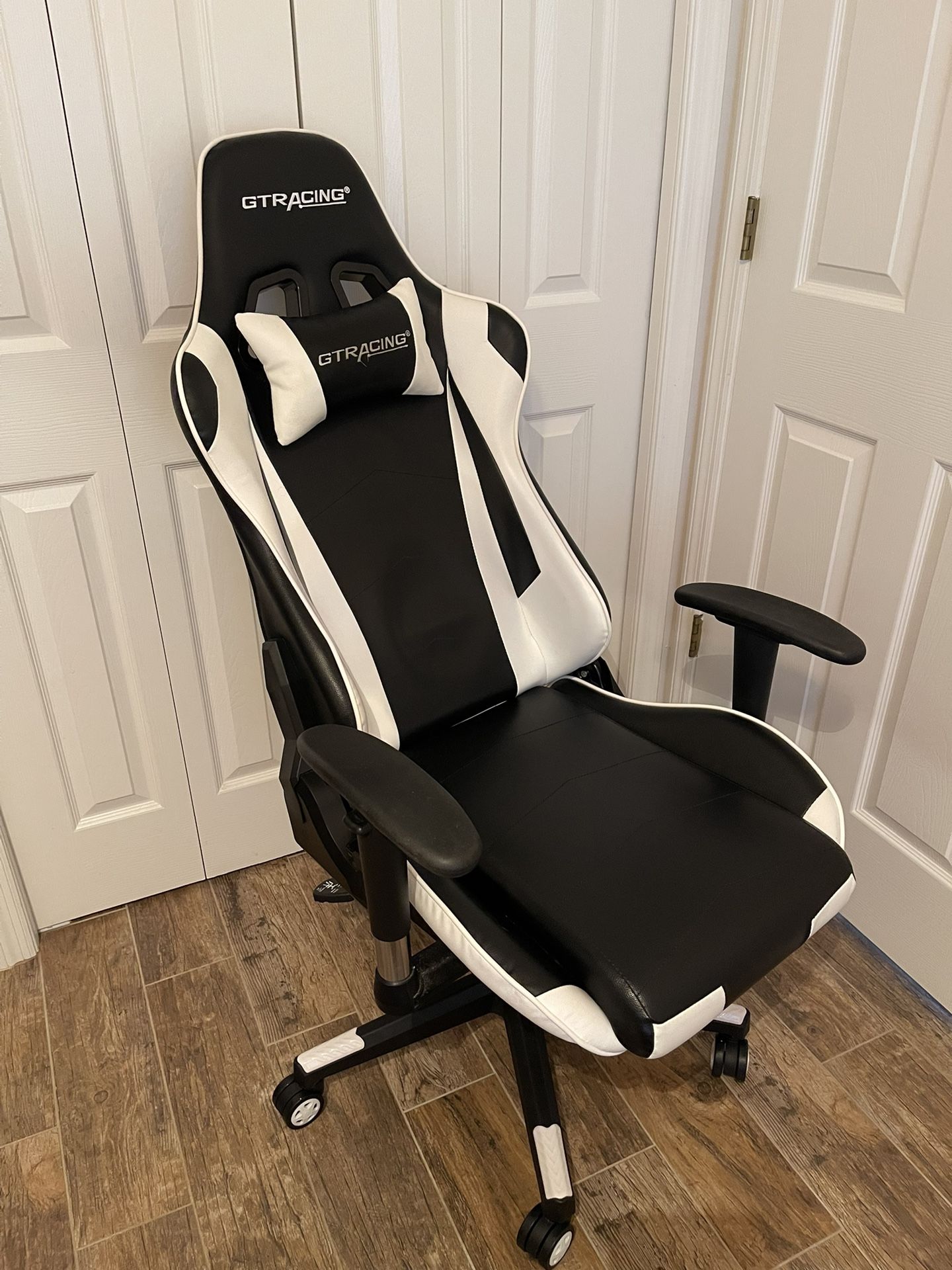 GTRacing Ergonomic Gaming Chair