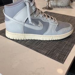 Nike Both For A 100 I Only Wore A Few Times  Good Looking Shoes Both For A Hundred 