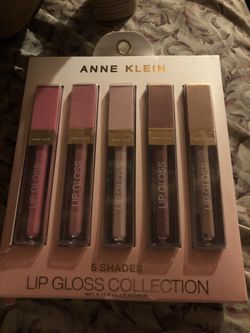 Lipstick /lipglosses 