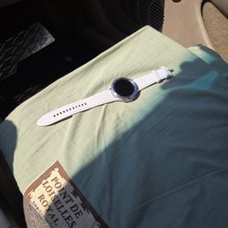 Samsung Galaxy Watch 4 BT + 4G