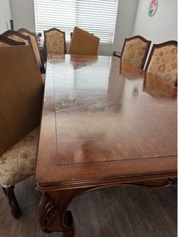 Bau Furniture Walnut color 60’x120’ Plus 2 additional extensions