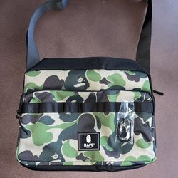 Bape Side Bag W Keychain for Sale in Rialto, CA - OfferUp