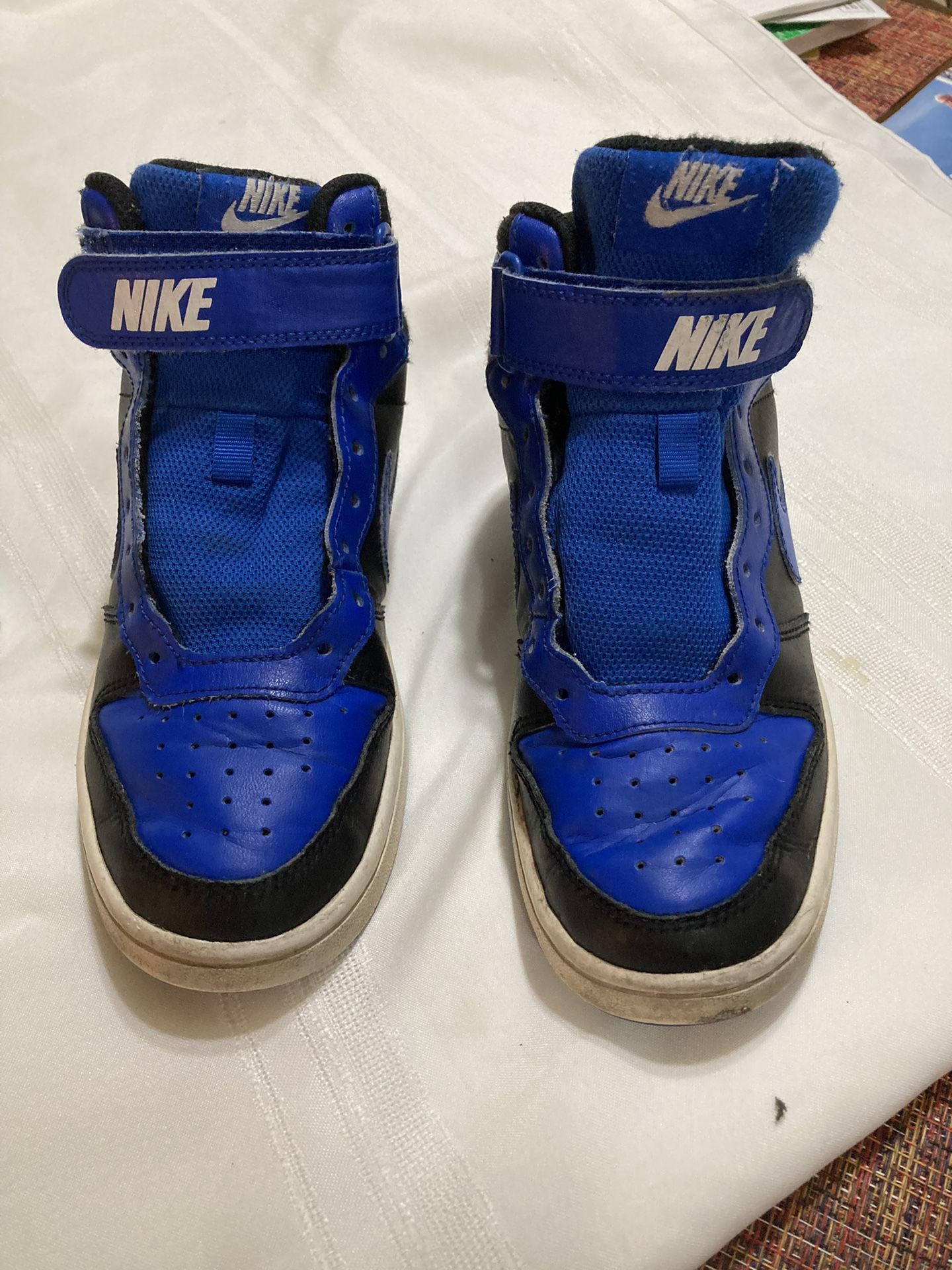 Nike Shoes For Youth