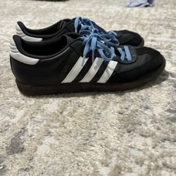 Sambas Black And White 9.5 READ DESC