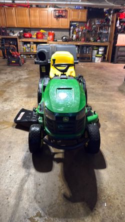 John Deere rider