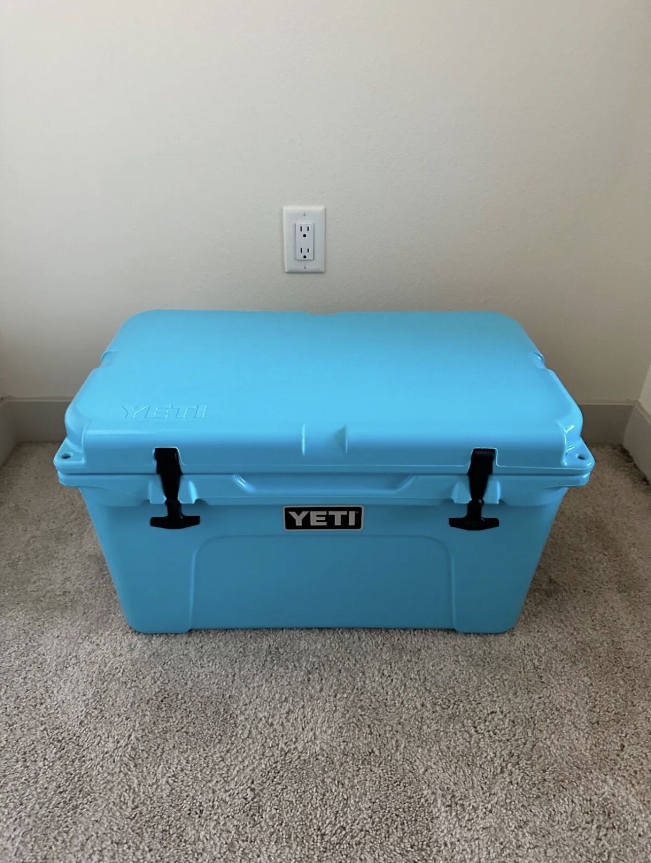 YETI Tundra 45 Limited Edition Cooler - Reef Blue