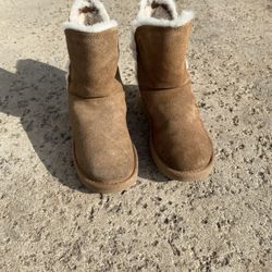 Womems Uggs Classic Short Fluff High-Low 