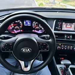 KIA FOR SALE 