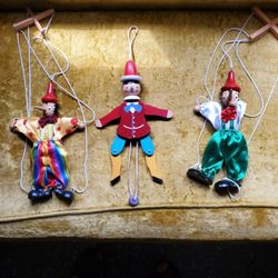 Set of 3 vintage Pinocchio Marionette Puppet Wood Dolls  10". 