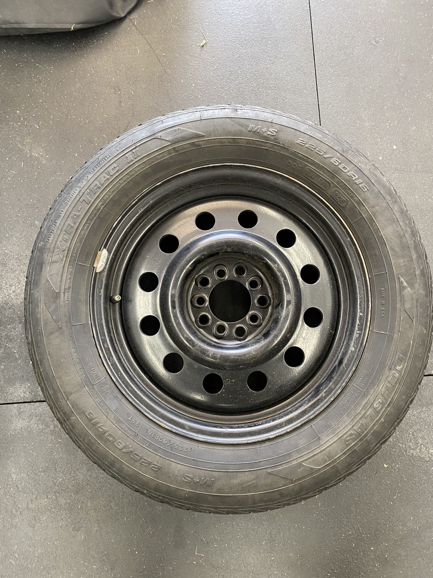 Subaru Full Size Spare 16 X 6.5 Steel Wheel And 225/60R/16 Tire - 5 X 100,5 X 110