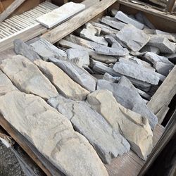 SURPLUS STONE VENEER (100 SQUARE FEET PER PALLET)