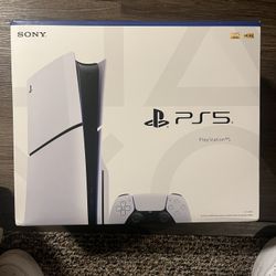 BRAND NEW PS5 SLIM