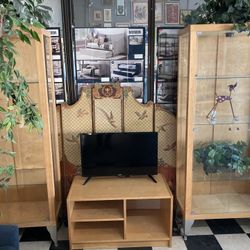  2 Lighted Curio Cabinets And Matching Console Table 