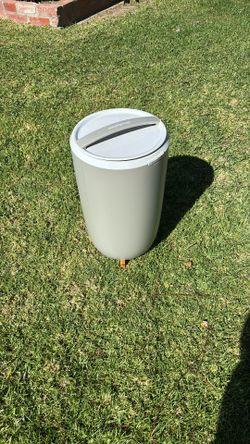 BROOKSTONE TOWEL WARMER