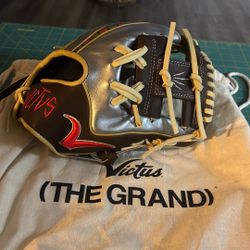 Baseball Glove 