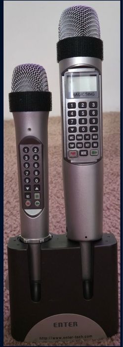 PORTABLE KARAOKE MACHINE