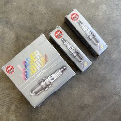 NGK Laser Iridium  DILKAR8A8