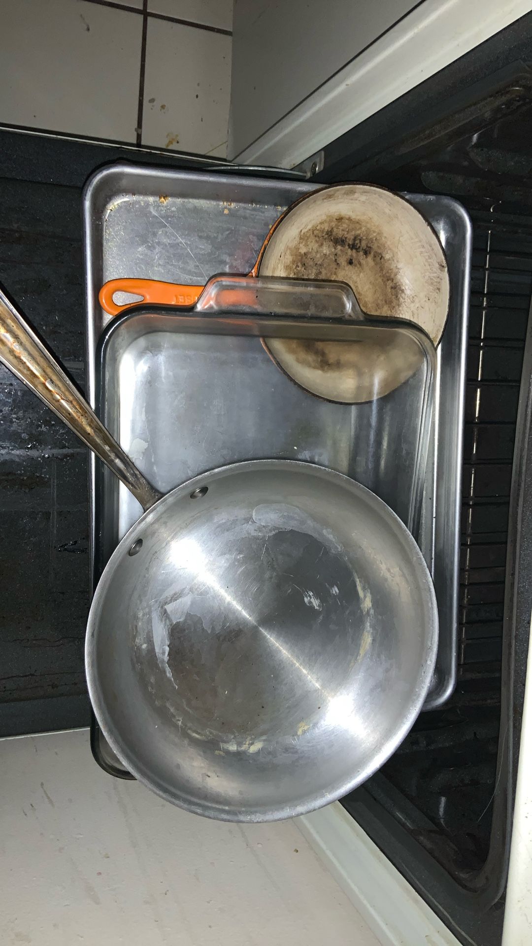 All Clad La Crustette Cooking Skillet + 2 Baking Dishes & Pyrex - Thrown Away In A Few Days