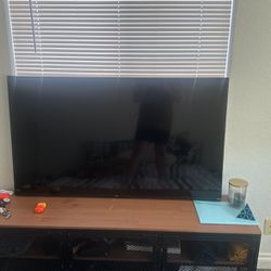 55 Inch TCL Smart Tv And Wall Mount/hardware