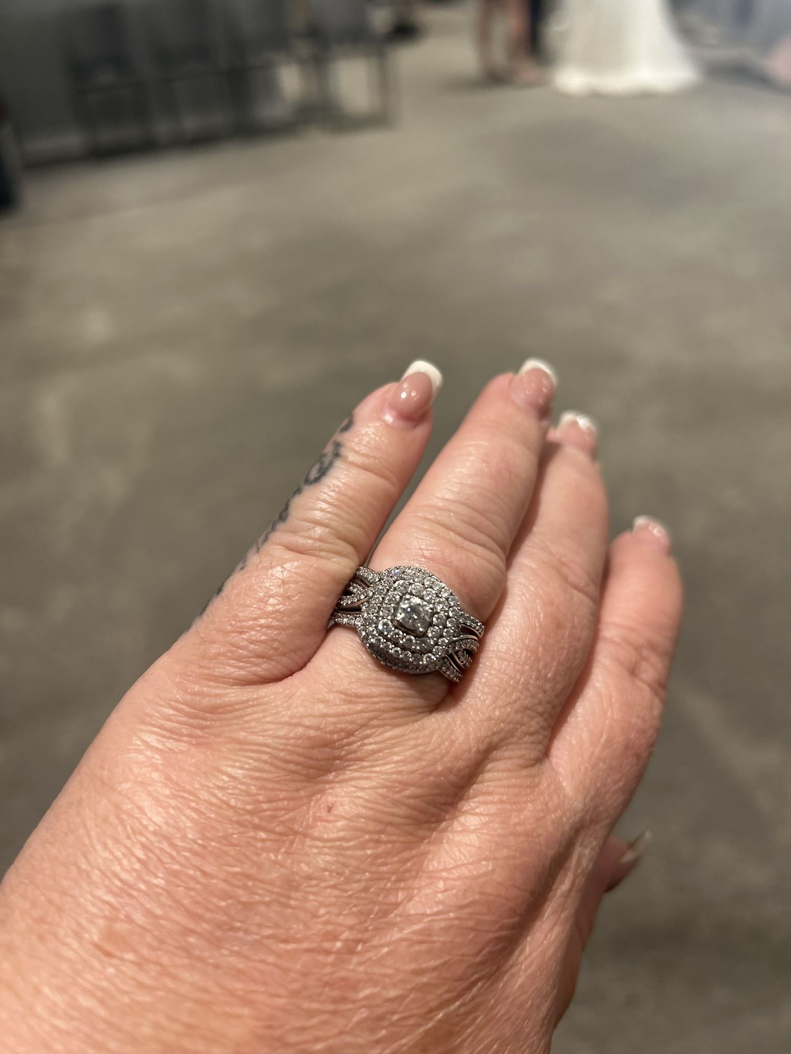 2 Ct Diamond Ring Set In 10kt White Gold