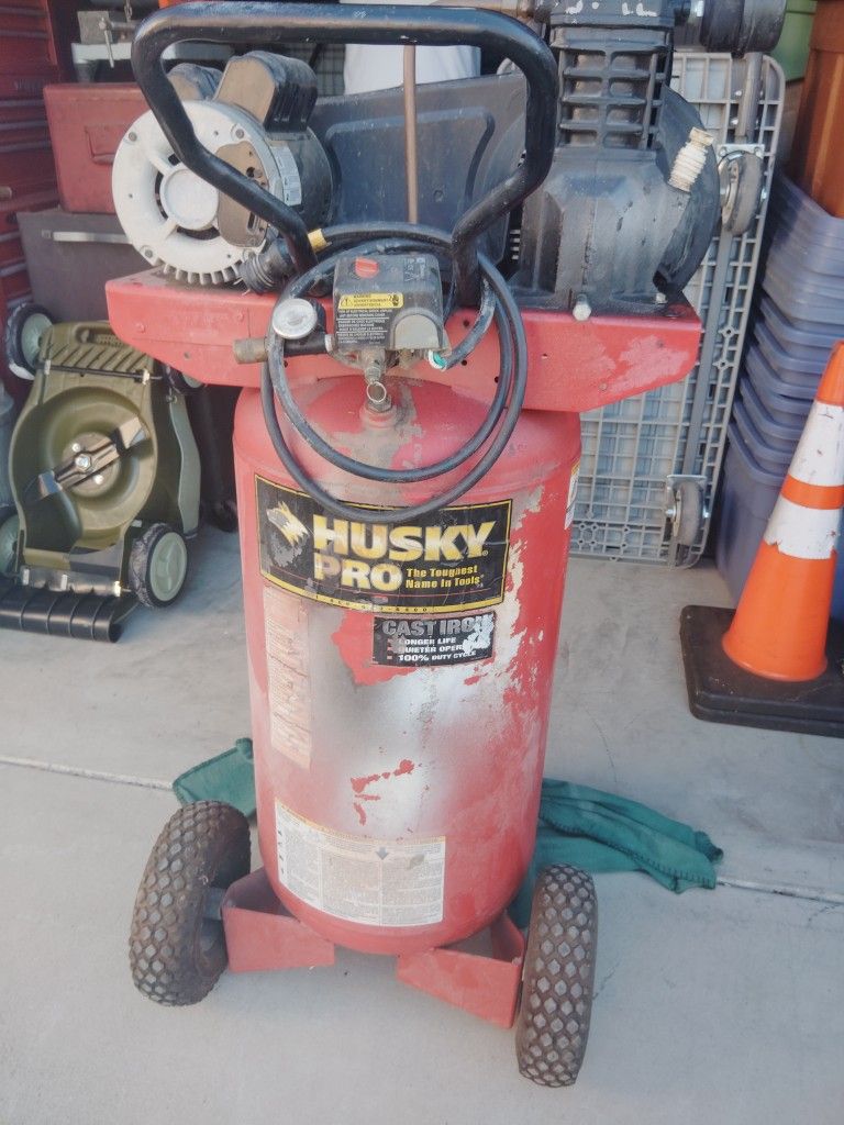Husky 135psi  Air Compressor 