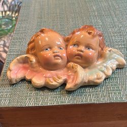Ceramic wall mount