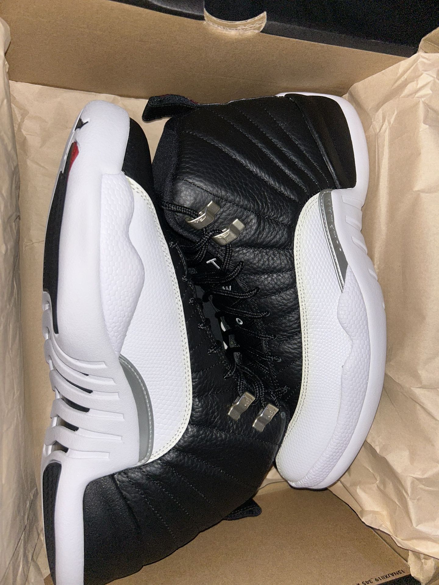 Jordan 12 Playoffs Size 9.5