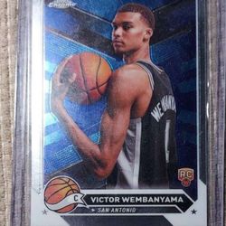 2023-24 Topps Chrome Rookie Victor Wembanyama 