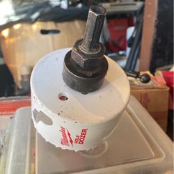 3 1/2” Milwaukee hole saw