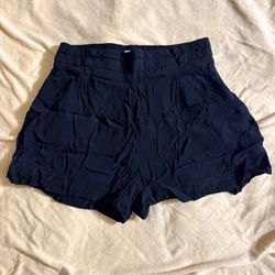 Kimchi Blue Black Pleated High-Rise Leisure Shorts Elastic Waist Women's Size L