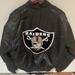 STARTER RAIDERS JACKET SIZE XL