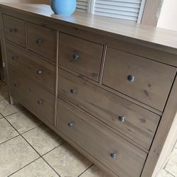 8 drawer dresser
