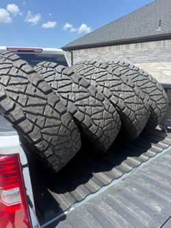 LT285/75/18 Nitto Ridge Grappler