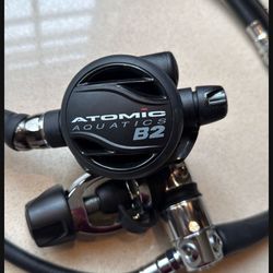Atomic Aquatics B2 Regulator - First and Second Stages - in Pristine Condition!
