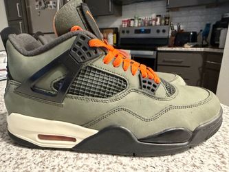Jordan Undefeated 4 size 10