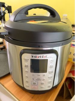 Brand new pressure cooker