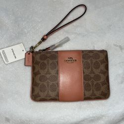 Coach Corner Zip Wristlet