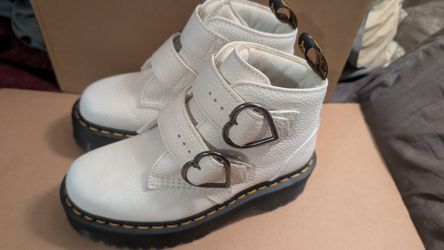 Martens Devon Heart White Leather Platform Boots