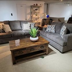 Dorsten - Living Room Set

2 Pc. Sofa, Loveseat📌WİTH İNTEREST FREE PAYMENT OPTİONS