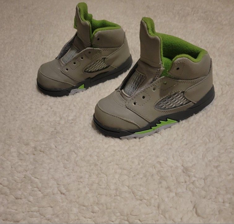 INFANTS/ BABIES AIR JORDAN 5 RETRO GREEN BEAN SIZE 7C