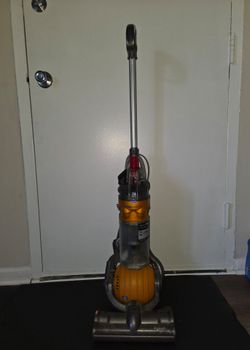 Dyson ball vacuum