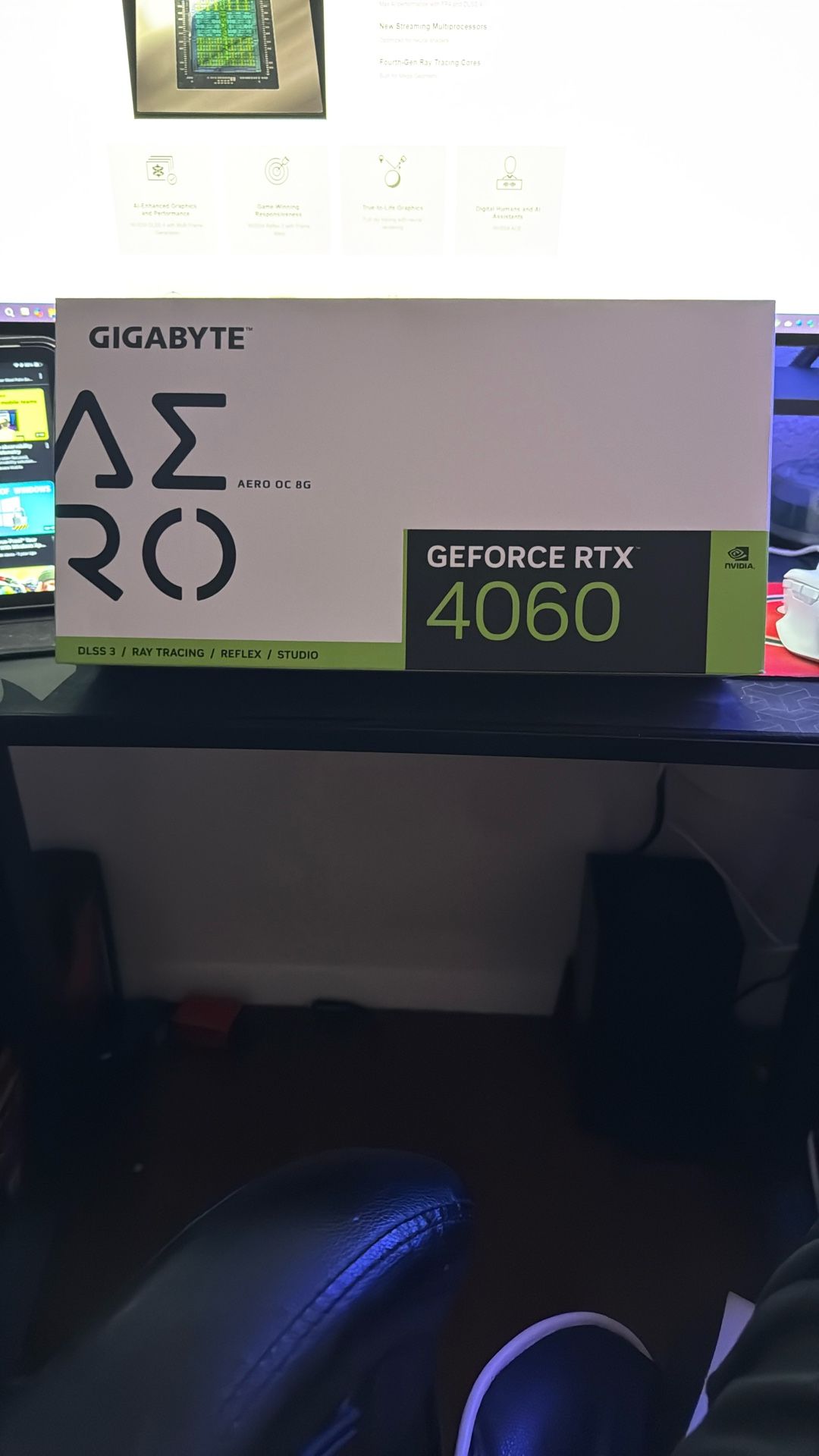 Gigabyte RTX 4060 AERO OC 8G