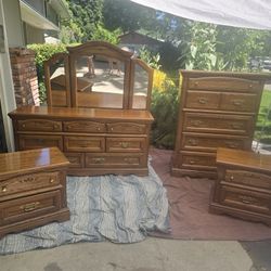 6 Piece Vintage Bedroom Set with Dresser Pair, Nightstand Pair, Mirror, and Headboard/frame