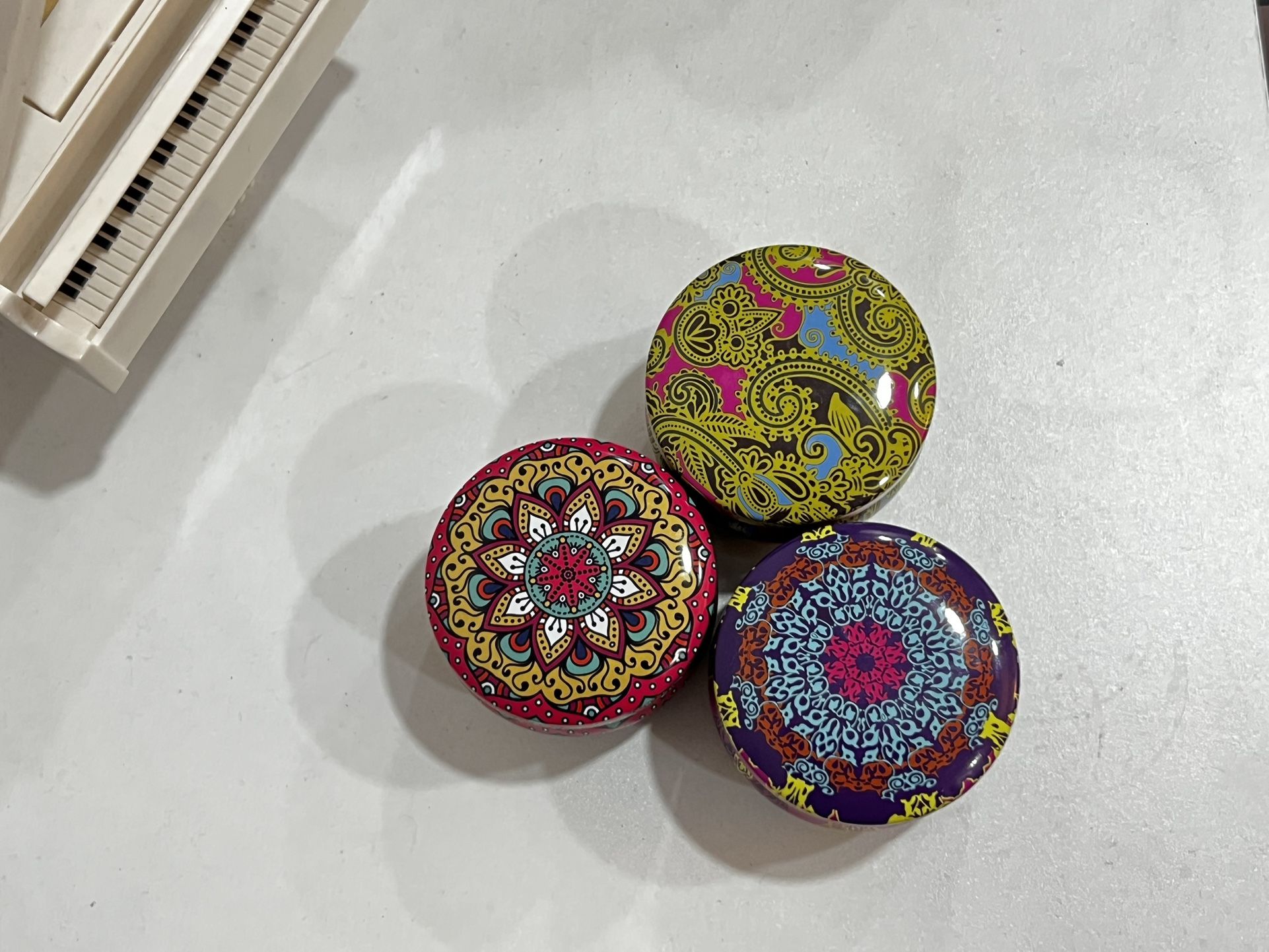 3 Cute Mini Candles